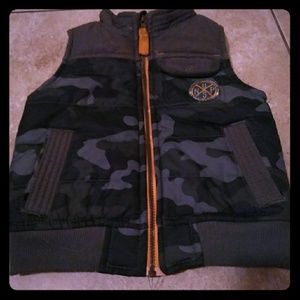 Lightly used OshKosh Camo Vest (Boys 18mo)